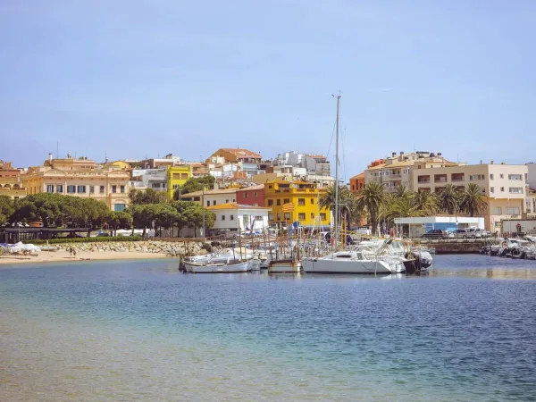 Le village de Palamos près du camping Roan Internacional de Calonge.